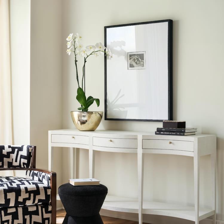 Monroe Console
