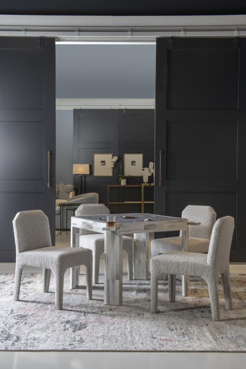 Compositions Game Table