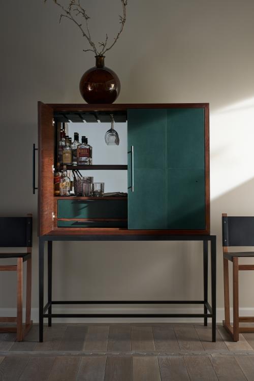 Scheffer Bar Cabinet - Evergreen