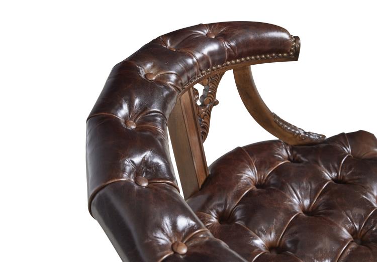 Gentry Game Chair