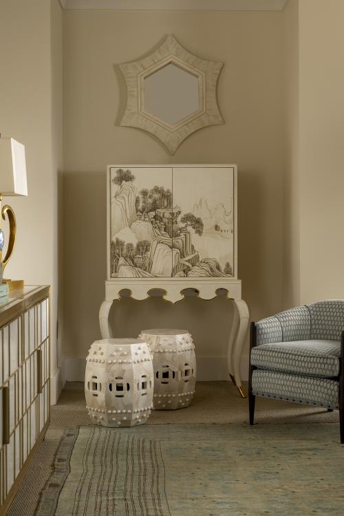 Lacca Veneziana Bar Cabinet