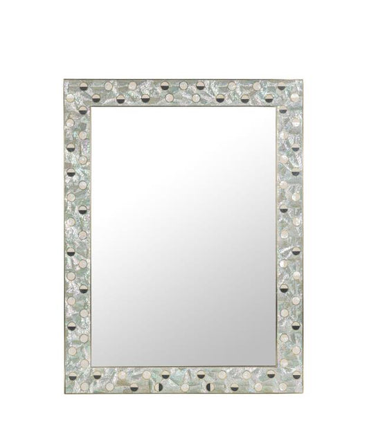 Dola Mirror