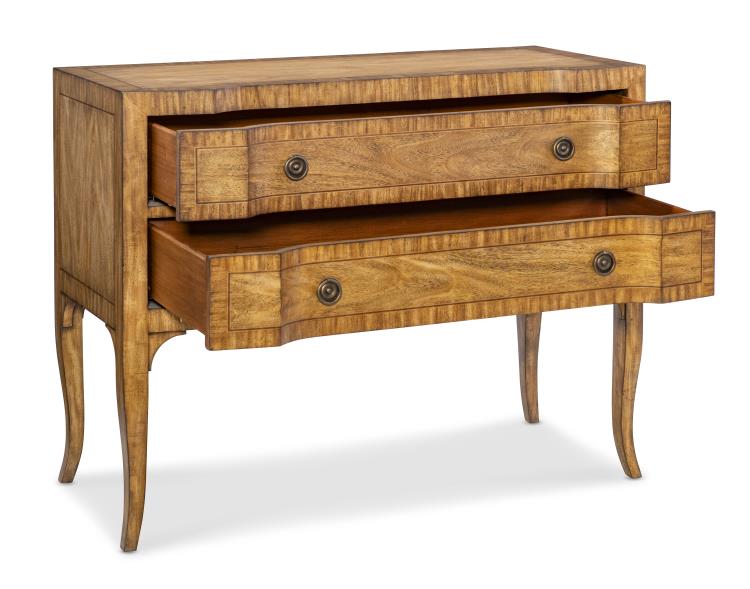 Amelia Chest