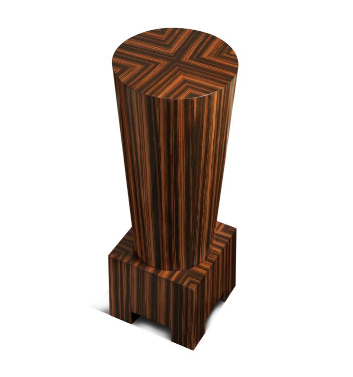 Farrow Pedestal