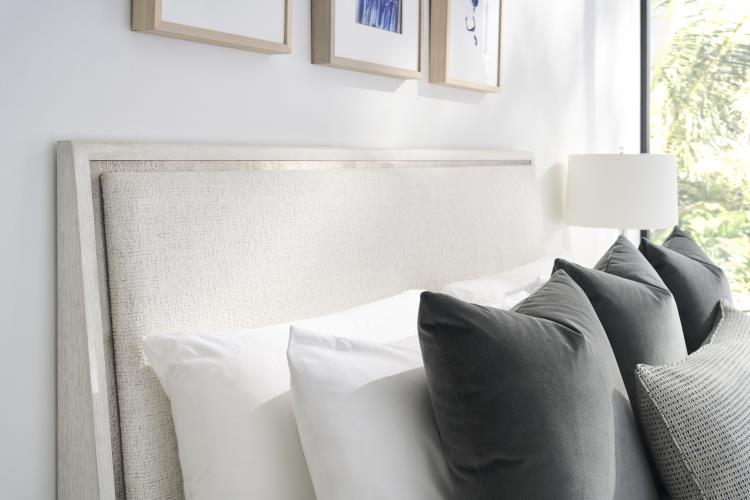 Carino Upholstered Panel Bed King 6/6 - Frost