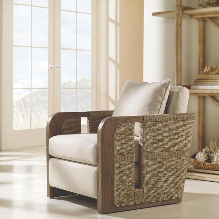 Tessuto Swivel Lounge Chair - Triza
