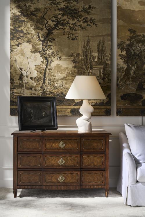 Victor Hugo Drawer Chest